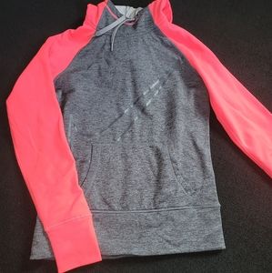 Nike Small Therma Fit Hoodie
